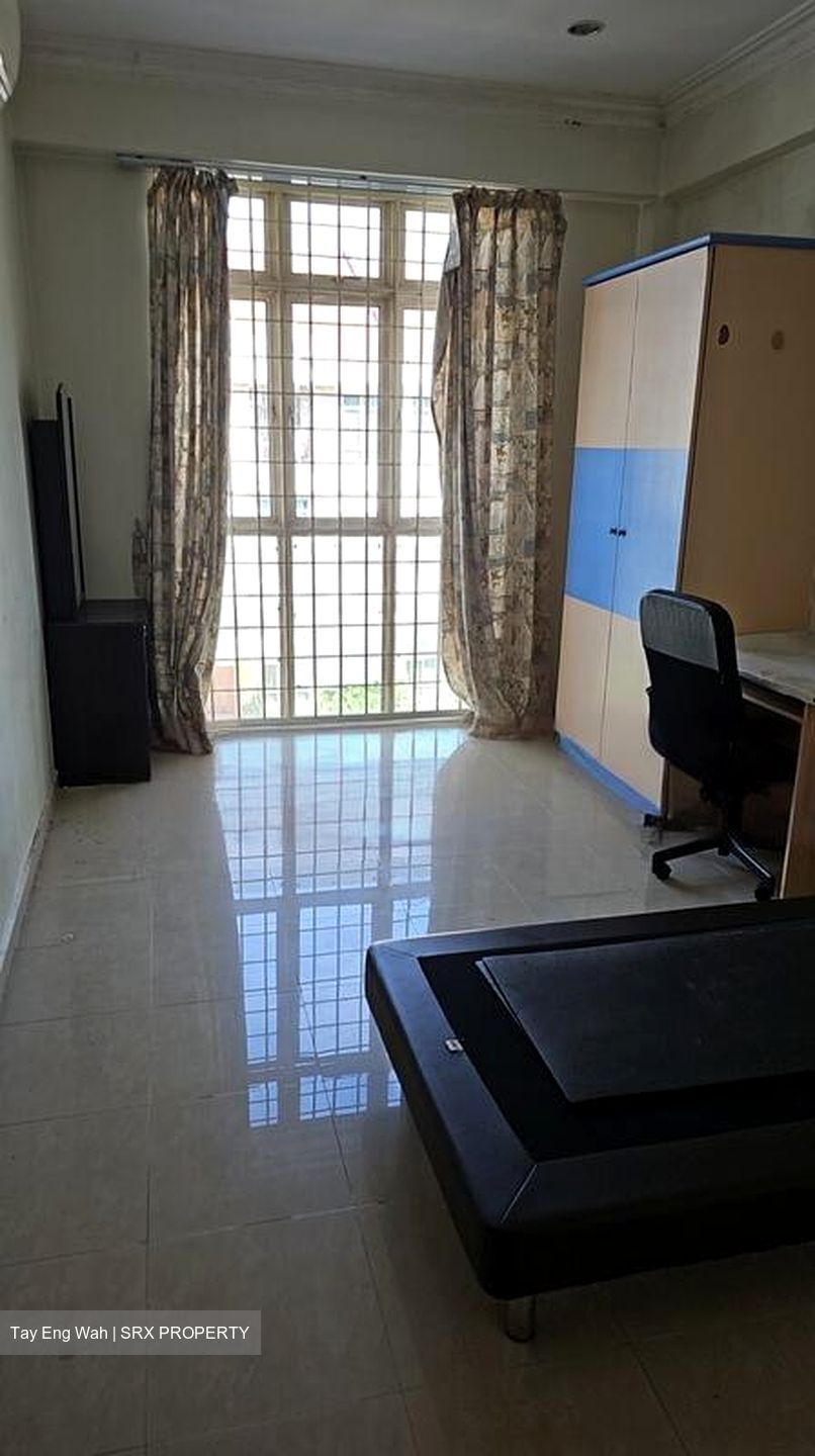 Lorong 104 Changi (D15), Terrace #470258531